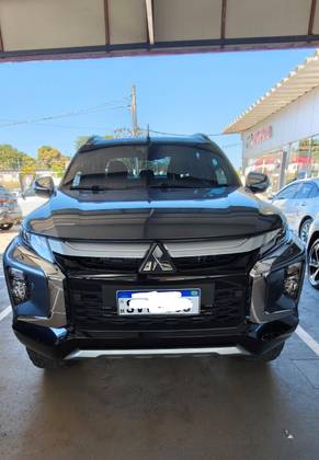 MITSUBISHI L200 TRITON 2.4 16V TURBO DIESEL SPORT HPE-S CD 4P 4X4 AUTOMÁTICO